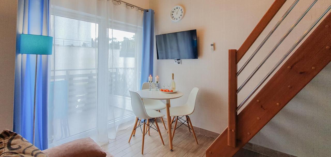 Holiday Home Slavia New S8 Miedzyzdroje Z Antresola I Balkonem Przy Plazy Eksteriør billede