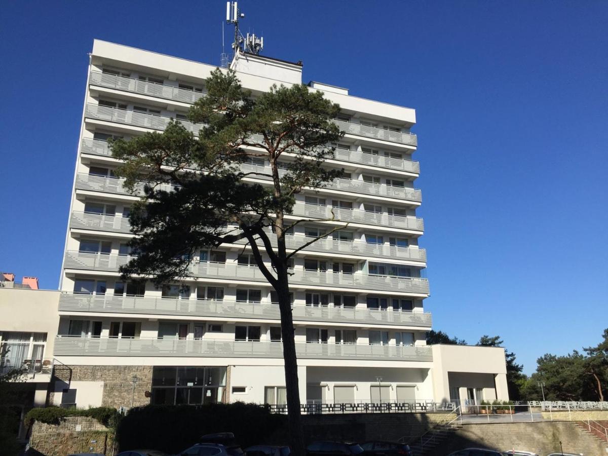 Holiday Home Slavia New S8 Miedzyzdroje Z Antresola I Balkonem Przy Plazy Eksteriør billede