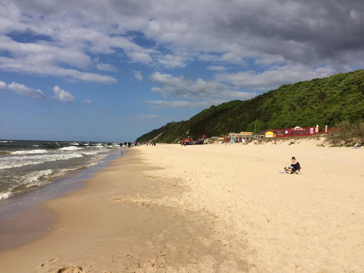 Holiday Home Slavia New S8 Miedzyzdroje Z Antresola I Balkonem Przy Plazy Eksteriør billede