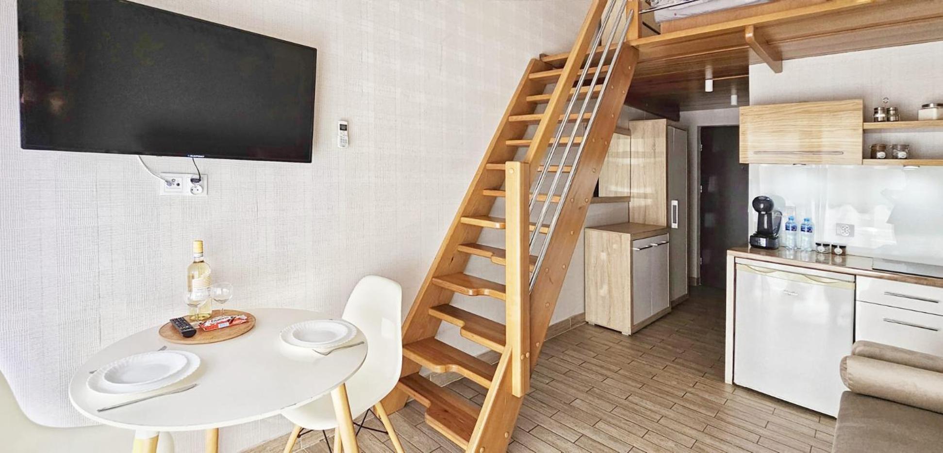 Holiday Home Slavia New S8 Miedzyzdroje Z Antresola I Balkonem Przy Plazy Eksteriør billede
